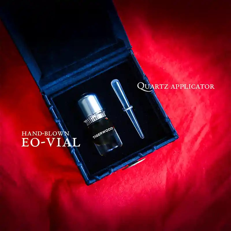 Ensar Oud Tigerwood Ghalia Attar 3GM EO Vial